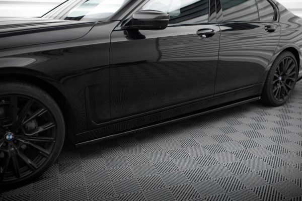 BMW 7 G11 (facelift) - Lâminas para embaladeiras | BM-7-11F-SD1G | Produto Maxton Design distribuído por Unicartuning. BMW 7 G11 (facelift) - Lâminas para embaladeiras | BM-7-11F-SD1G | Produto Maxton Design distribuído por Unicartuning.