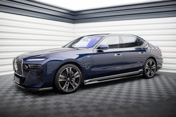 BMW M760e G70 - Lâminas para embaladeiras | BM-7-G70-750E-MPACK-SD1G | Produto Maxton Design distribuído por Unicartuning. BMW M760e G70 - Lâminas para embaladeiras | BM-7-G70-750E-MPACK-SD1G | Produto Maxton Design distribuído por Unicartuning.