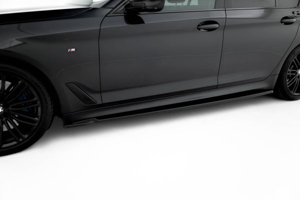 BMW 5 Sedan Pack M G30 - Lâminas para embaladeiras | BM-5-G30-MPACK-SD2G | Produto Maxton Design distribuído por Unicartuning. BMW 5 Sedan Pack M G30 - Lâminas para embaladeiras | BM-5-G30-MPACK-SD2G | Produto Maxton Design distribuído por Unicartuning.