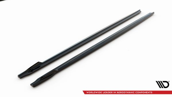 BMW 5 Sedan Pack M G30 - Lâminas para embaladeiras | BM-5-G30-MPACK-SD2G | Produto Maxton Design distribuído por Unicartuning. BMW 5 Sedan Pack M G30 - Lâminas para embaladeiras | BM-5-G30-MPACK-SD2G | Produto Maxton Design distribuído por Unicartuning.