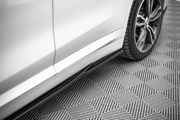 BMW X1 Pack M U11 - Lâminas para embaladeiras | BM-X1-48-MPACK-SD1G | Produto Maxton Design distribuído por Unicartuning.