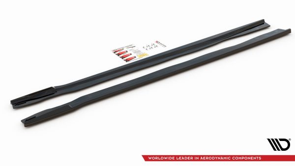 BMW X7 Pack M G07 - Lâminas para embaladeiras | BM-X7-07-M-SD1G | Produto Maxton Design distribuído por Unicartuning. BMW X7 Pack M G07 - Lâminas para embaladeiras | BM-X7-07-M-SD1G | Produto Maxton Design distribuído por Unicartuning.
