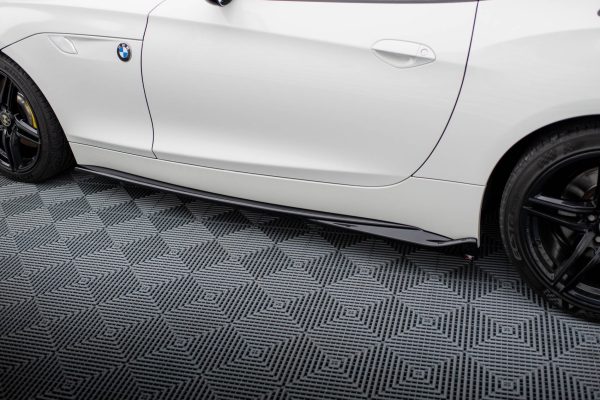 Brabus Smart Fortwo C451 (facelift) - Lâminas para embaladeiras | BM-Z4-89-SD1G | Produto Maxton Design distribuído por Unicartuning. Brabus Smart Fortwo C451 (facelift) - Lâminas para embaladeiras | BM-Z4-89-SD1G | Produto Maxton Design distribuído por Unicartuning.