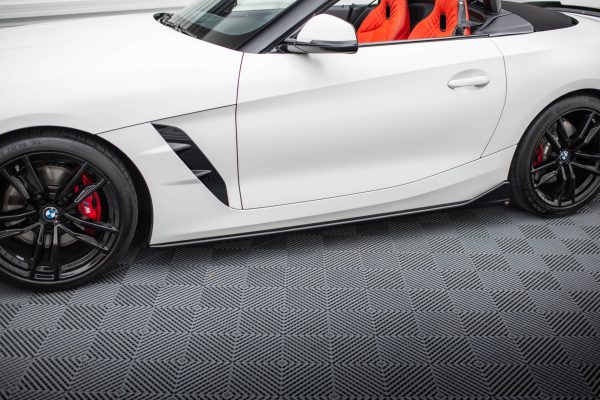 BMW Z4 Pack M / M40i G29 - Lâminas para embaladeiras | BM-Z4-29F-M-SD1G | Produto Maxton Design distribuído por Unicartuning.