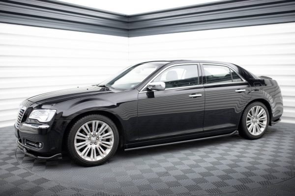Chrysler 300 Mk2 - Lâminas para embaladeiras | CHR-300C-2-SD1G | Produto Maxton Design distribuído por Unicartuning.