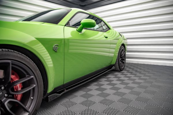 Dodge Challenger SRT Hellcat Wide Mk3 - Lâminas para embaladeiras | DO-CHL-3F-SRT-HC-SD1G | Produto Maxton Design distribuído por Unicartuning. Dodge Challenger SRT Hellcat Wide Mk3 - Lâminas para embaladeiras | DO-CHL-3F-SRT-HC-SD1G | Produto Maxton Design distribuído por Unicartuning.