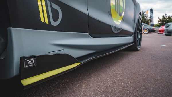 Ford Fiesta ST / ST-line / Standard Mk7 Fl - Lâminas para embaladeiras | FO-FI-7F-ST-FSD1FP | Produto Maxton Design distribuído por Unicartuning. Ford Fiesta ST / ST-line / Standard Mk7 Fl - Lâminas para embaladeiras | FO-FI-7F-ST-FSD1FP | Produto Maxton Design distribuído por Unicartuning.