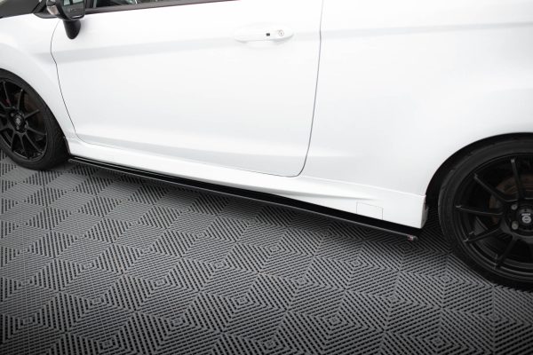 Ford Fiesta ST / ST-line Mk7 - Lâminas para embaladeiras | FO-FI-7/7F-ST-SD1G | Produto Maxton Design distribuído por Unicartuning. Ford Fiesta ST / ST-line Mk7 - Lâminas para embaladeiras | FO-FI-7/7F-ST-SD1G | Produto Maxton Design distribuído por Unicartuning.