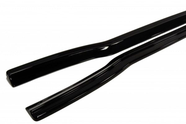 Ford Focus ST Mk2 - Lâminas para embaladeiras | FO-FO-2-RS-SD1G | Produto Maxton Design distribuído por Unicartuning. Ford Focus ST Mk2 - Lâminas para embaladeiras | FO-FO-2-RS-SD1G | Produto Maxton Design distribuído por Unicartuning.