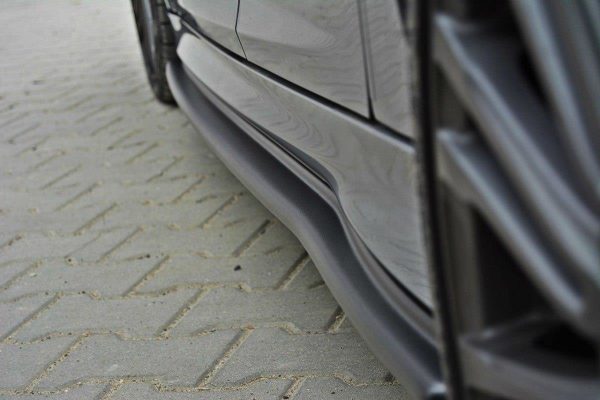 Ford Focus ST Mk3 / Mk3 Fl - Lâminas para embaladeiras | FO-FO-3-RS-SD1G | Produto Maxton Design distribuído por Unicartuning.