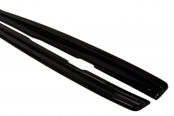 Ford Focus ST Mk3 / Mk3 Fl - Lâminas para embaladeiras | FO-FO-3-RS-SD1G | Produto Maxton Design distribuído por Unicartuning.