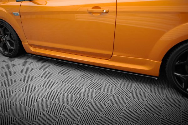 Ford Focus RS Mk2 - Lâminas para embaladeiras | FO-FO-2F-ST-SD1G | Produto Maxton Design distribuído por Unicartuning. Ford Focus RS Mk2 - Lâminas para embaladeiras | FO-FO-2F-ST-SD1G | Produto Maxton Design distribuído por Unicartuning.