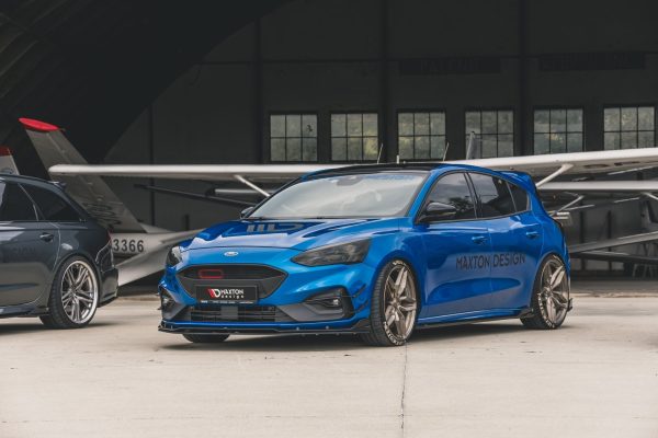 Ford Focus ST / ST-line Mk4 - Lâminas para embaladeiras | FO-FO-4-STLINE-FSD1FP | Produto Maxton Design distribuído por Unicartuning. Ford Focus ST / ST-line Mk4 - Lâminas para embaladeiras | FO-FO-4-STLINE-FSD1FP | Produto Maxton Design distribuído por Unicartuning.