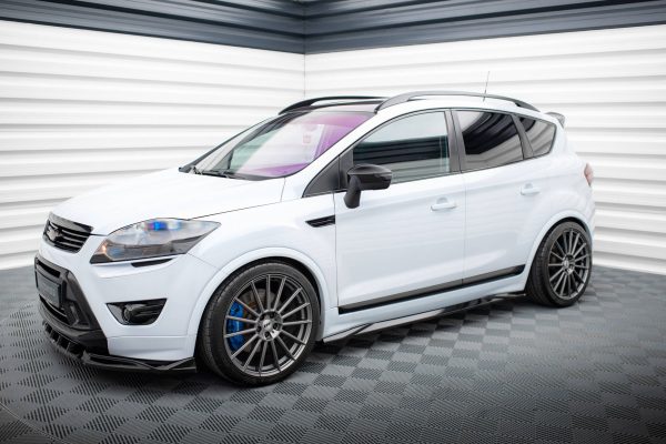 Ford Kuga ST-line Mk2 - Lâminas para embaladeiras | FO-KU-1-ST-SD1G | Produto Maxton Design distribuído por Unicartuning. Ford Kuga ST-line Mk2 - Lâminas para embaladeiras | FO-KU-1-ST-SD1G | Produto Maxton Design distribuído por Unicartuning.
