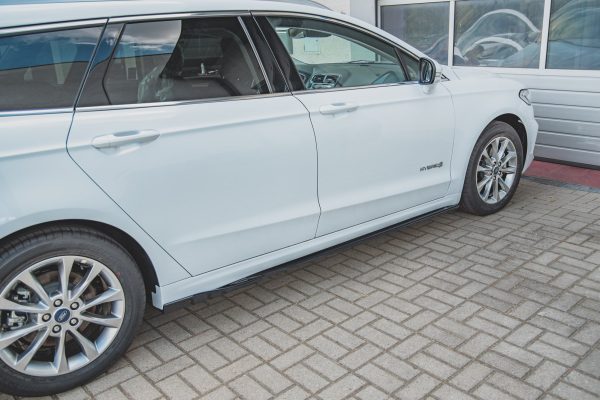 Ford Mondeo Sport Mk5 (facelift) / Fusion Sport Mk2 (facelift) - Lâminas para embaladeiras | FO-MO-5F-SD1G | Produto Maxton Design distribuído por Unicartuning.