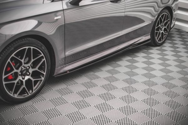 Ford Mondeo Estate Platinium Mk5 (facelift) - Lâminas para embaladeiras | FO-MO-5F-STLINE-SD1G | Produto Maxton Design distribuído por Unicartuning.