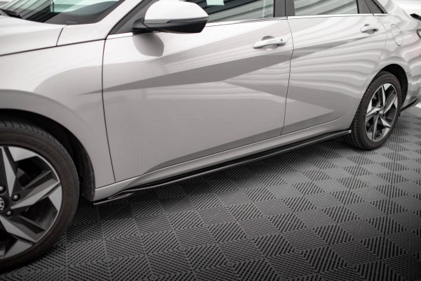 Hyundai Elantra Mk7 - Lâminas para embaladeiras | HY-EL-7-SD1G | Produto Maxton Design distribuído por Unicartuning.