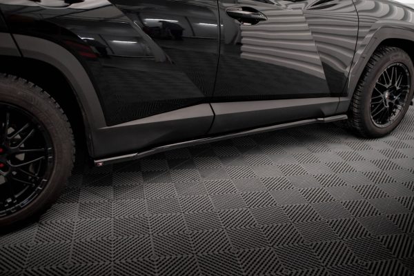 Hyundai Tucson Mk4 - Lâminas para embaladeiras | HY-TU-4-SD1G | Produto Maxton Design distribuído por Unicartuning. Hyundai Tucson Mk4 - Lâminas para embaladeiras | HY-TU-4-SD1G | Produto Maxton Design distribuído por Unicartuning.