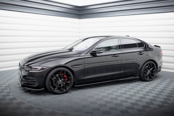 Jaguar Xe X760 (facelift) - Lâminas para embaladeiras | JA-XE-1F-SD1G | Produto Maxton Design distribuído por Unicartuning. Jaguar Xe X760 (facelift) - Lâminas para embaladeiras | JA-XE-1F-SD1G | Produto Maxton Design distribuído por Unicartuning.
