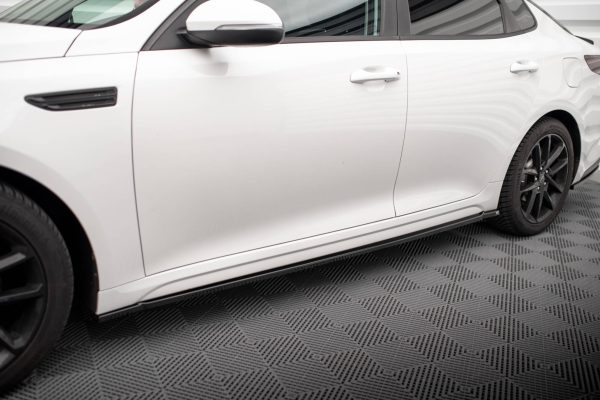 Kia Optima Mk4 (facelift) - Lâminas para embaladeiras | KI-OP-2F-SD1G | Produto Maxton Design distribuído por Unicartuning.