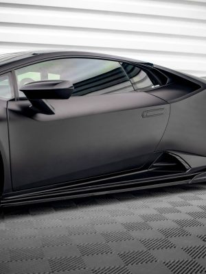 Lamborghini Urus Mk1 - Lâminas para embaladeiras | LA-HU-EVO-1-SD1G | Produto Maxton Design distribuído por Unicartuning. Lamborghini Urus Mk1 - Lâminas para embaladeiras | LA-HU-EVO-1-SD1G | Produto Maxton Design distribuído por Unicartuning.