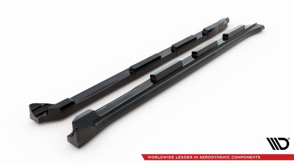 Land Rover Range Rover Velar R-dynamic Mk1 - Lâminas para embaladeiras | LR-RR-VE-1-RDYNAMIC-SD1G | Produto Maxton Design distribuído por Unicartuning. Land Rover Range Rover Velar R-dynamic Mk1 - Lâminas para embaladeiras | LR-RR-VE-1-RDYNAMIC-SD1G | Produto Maxton Design distribuído por Unicartuning.
