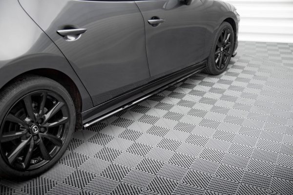 Mazda 3 Mps Mk1 (pre-facelift) - Lâminas para embaladeiras | MA-3-4-SD1G | Produto Maxton Design distribuído por Unicartuning. Mazda 3 Mps Mk1 (pre-facelift) - Lâminas para embaladeiras | MA-3-4-SD1G | Produto Maxton Design distribuído por Unicartuning.