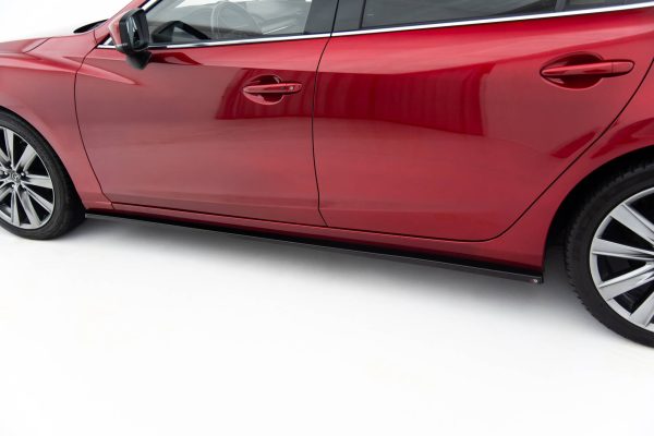 Mazda 6 Sedan Mk3 (facelift) - Lâminas para embaladeiras | MA-6-3F2-SD1G | Produto Maxton Design distribuído por Unicartuning. Mazda 6 Sedan Mk3 (facelift) - Lâminas para embaladeiras | MA-6-3F2-SD1G | Produto Maxton Design distribuído por Unicartuning.