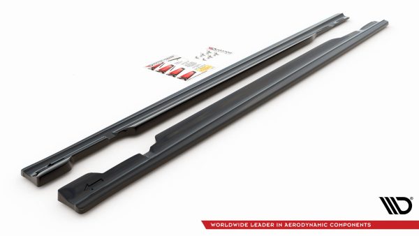 Mercedes-Benz C Estate S205 - Lâminas para embaladeiras | ME-C-205-AMG-SD1G | Produto Maxton Design distribuído por Unicartuning. Mercedes-Benz C Estate S205 - Lâminas para embaladeiras | ME-C-205-AMG-SD1G | Produto Maxton Design distribuído por Unicartuning.