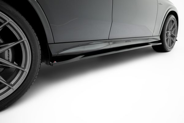 Mercedes-AMG GLC 43 X254 - Lâminas para embaladeiras | ME-GLC-X254-43-SD1G | Produto Maxton Design distribuído por Unicartuning. Mercedes-AMG GLC 43 X254 - Lâminas para embaladeiras | ME-GLC-X254-43-SD1G | Produto Maxton Design distribuído por Unicartuning.