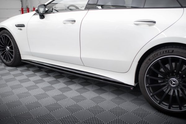 Mercedes-AMG GT 43 4 Door Coupé V8 Styling Package - Lâminas para embaladeiras | ME-GT-4D-43-V8-SD1G | Produto Maxton Design distribuído por Unicartuning. Mercedes-AMG GT 43 4 Door Coupé V8 Styling Package - Lâminas para embaladeiras | ME-GT-4D-43-V8-SD1G | Produto Maxton Design distribuído por Unicartuning.