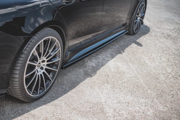 Mercedes-Benz Cls C219 - Lâminas para embaladeiras | ME-CLS-257-AMGLINE-SD1G | Produto Maxton Design distribuído por Unicartuning. Mercedes-Benz Cls C219 - Lâminas para embaladeiras | ME-CLS-257-AMGLINE-SD1G | Produto Maxton Design distribuído por Unicartuning.