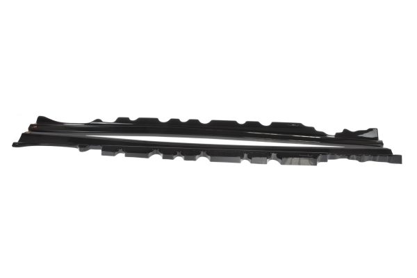 Mercedes-Benz E 55 AMG W211 - Lâminas para embaladeiras | ME-E-207-AMGLINE-C-SD1G | Produto Maxton Design distribuído por Unicartuning. Mercedes-Benz E 55 AMG W211 - Lâminas para embaladeiras | ME-E-207-AMGLINE-C-SD1G | Produto Maxton Design distribuído por Unicartuning.