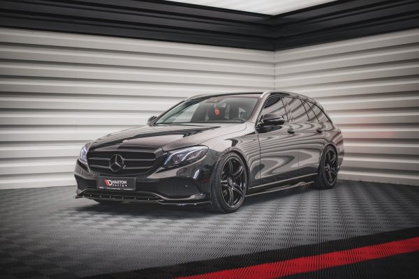 Mercedes-Benz E Sedan AMG-line W214 - Lâminas para embaladeiras | ME-E-213-SD1G | Produto Maxton Design distribuído por Unicartuning.