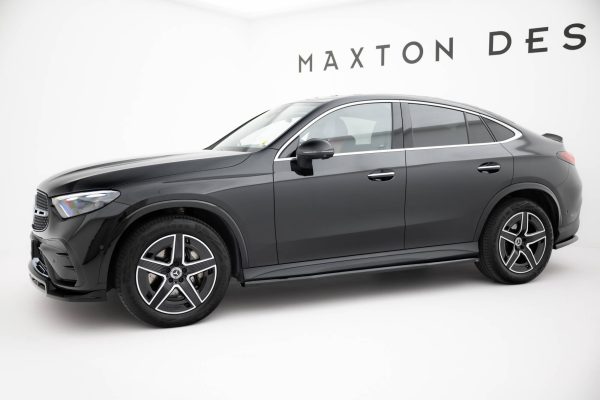 Mercedes-AMG GLC 63 SUV / Coupé X253 / C253 - Lâminas para embaladeiras | ME-GLC-C254-AMGLINE-SD1G | Produto Maxton Design distribuído por Unicartuning. Mercedes-AMG GLC 63 SUV / Coupé X253 / C253 - Lâminas para embaladeiras | ME-GLC-C254-AMGLINE-SD1G | Produto Maxton Design distribuído por Unicartuning.