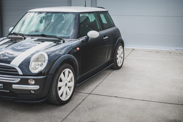 Mini One R56 - Lâminas para embaladeiras | MC-ONE-1-SD1G | Produto Maxton Design distribuído por Unicartuning. Mini One R56 - Lâminas para embaladeiras | MC-ONE-1-SD1G | Produto Maxton Design distribuído por Unicartuning.