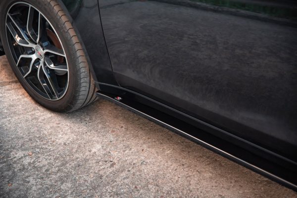 Maserati Grecale GT / Modena Mk1 - Lâminas para embaladeiras | MI-LA-8-SD1G | Produto Maxton Design distribuído por Unicartuning. Maserati Grecale GT / Modena Mk1 - Lâminas para embaladeiras | MI-LA-8-SD1G | Produto Maxton Design distribuído por Unicartuning.