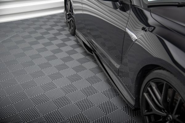 Nissan Qashqai (pre-facelift) - Lâminas para embaladeiras | NI-GTR-4F3-SD1G | Produto Maxton Design distribuído por Unicartuning.