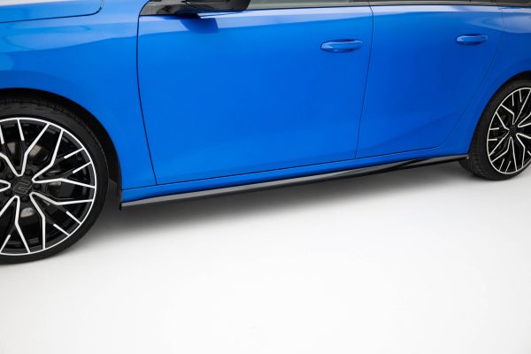 Opel Astra Sport S Tourer L (mk6) - Lâminas para embaladeiras | OP-AS-L-ST-SD1G | Produto Maxton Design distribuído por Unicartuning. Opel Astra Sport S Tourer L (mk6) - Lâminas para embaladeiras | OP-AS-L-ST-SD1G | Produto Maxton Design distribuído por Unicartuning.