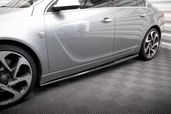 Opel Insignia OPC Mk1 - Lâminas para embaladeiras | OP-IS-1-OPCLINE-SD1G | Produto Maxton Design distribuído por Unicartuning. Opel Insignia OPC Mk1 - Lâminas para embaladeiras | OP-IS-1-OPCLINE-SD1G | Produto Maxton Design distribuído por Unicartuning.