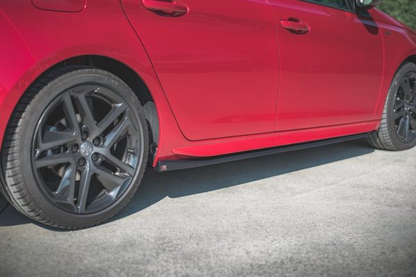 Peugeot 308 SW Mk2 (facelift) - Lâminas para embaladeiras | PE-308-2F-GT-SD1G | Produto Maxton Design distribuído por Unicartuning.