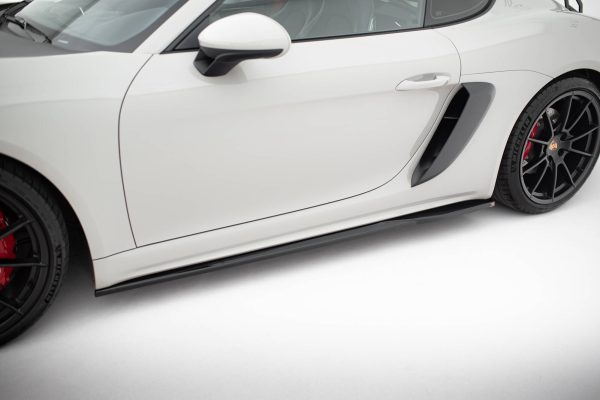 Porsche 718 Cayman 982c - Lâminas para embaladeiras | PO-CA-718-GTS-SD1G | Produto Maxton Design distribuído por Unicartuning. Porsche 718 Cayman 982c - Lâminas para embaladeiras | PO-CA-718-GTS-SD1G | Produto Maxton Design distribuído por Unicartuning.