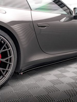 Porsche 911 Carrera 4s 992 - Lâminas para embaladeiras | PO-911-992-CA-4S-SD1G | Produto Maxton Design distribuído por Unicartuning.
