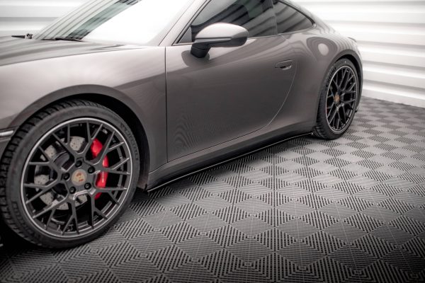 Porsche 911 Carrera 4s 992 - Lâminas para embaladeiras | PO-911-992-CA-4S-SD1G | Produto Maxton Design distribuído por Unicartuning. Porsche 911 Carrera 4s 992 - Lâminas para embaladeiras | PO-911-992-CA-4S-SD1G | Produto Maxton Design distribuído por Unicartuning.