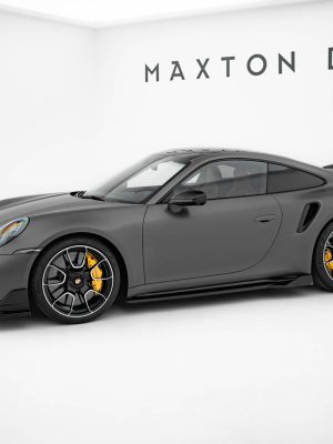 Porsche 911 Turbo S 992 - Lâminas para embaladeiras | PO-911-992-TURBO-S-SD1G | Produto Maxton Design distribuído por Unicartuning. Porsche 911 Turbo S 992 - Lâminas para embaladeiras | PO-911-992-TURBO-S-SD1G | Produto Maxton Design distribuído por Unicartuning.