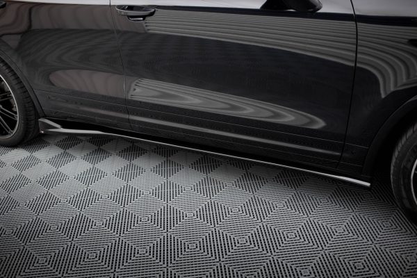 Porsche Cayenne Mk2 - Lâminas para embaladeiras | PO-CAY-2F-SD1G | Produto Maxton Design distribuído por Unicartuning. Porsche Cayenne Mk2 - Lâminas para embaladeiras | PO-CAY-2F-SD1G | Produto Maxton Design distribuído por Unicartuning.