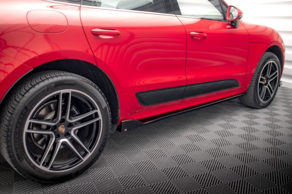 Porsche Macan GTS / Sport Design Mk1 (facelift) - Lâminas para embaladeiras | PO-MA-1F-SD1G | Produto Maxton Design distribuído por Unicartuning.