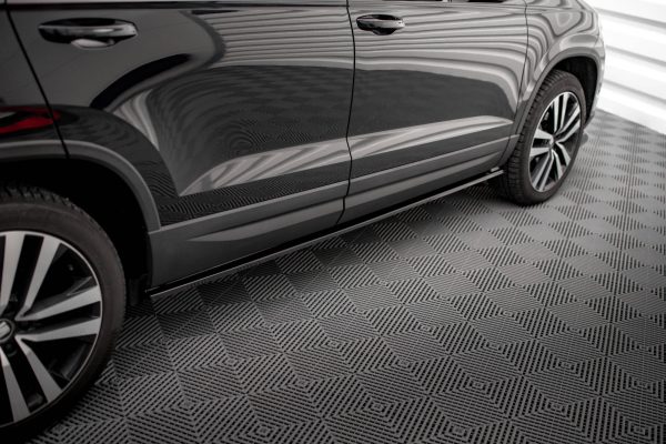 Seat Exeo ST - Lâminas para embaladeiras | SE-AT-1-SD1G | Produto Maxton Design distribuído por Unicartuning. Seat Exeo ST - Lâminas para embaladeiras | SE-AT-1-SD1G | Produto Maxton Design distribuído por Unicartuning.