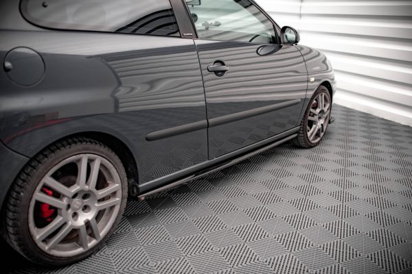 Seat Ibiza IV Cupra (6j) Modelo Pre-facelift - Lâminas para embaladeiras | SE-IB-3-CU-SD1G | Produto Maxton Design distribuído por Unicartuning. Seat Ibiza IV Cupra (6j) Modelo Pre-facelift - Lâminas para embaladeiras | SE-IB-3-CU-SD1G | Produto Maxton Design distribuído por Unicartuning.