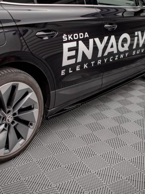 Skoda Fabia Mk1 < Demonic > - Lâminas para embaladeiras | SK-EN-1-SD1G | Produto Maxton Design distribuído por Unicartuning. Skoda Fabia Mk1 < Demonic > - Lâminas para embaladeiras | SK-EN-1-SD1G | Produto Maxton Design distribuído por Unicartuning.